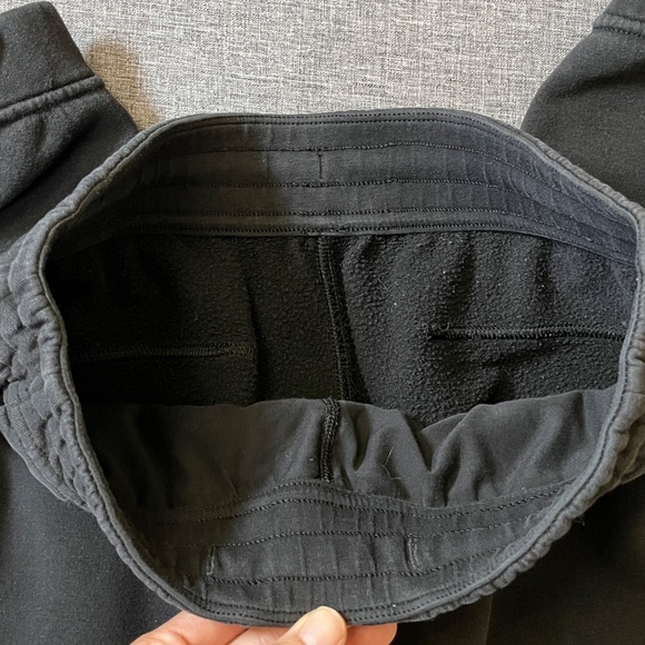 Lululemon Loungeful High Rise Jogger Pants - Women's Size 6 - Black - Picture 6 of 10